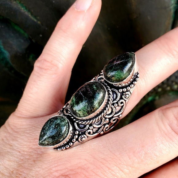 New Ruby in Zoisite 925 Silver Statement Ring. - Picture 4 of 15